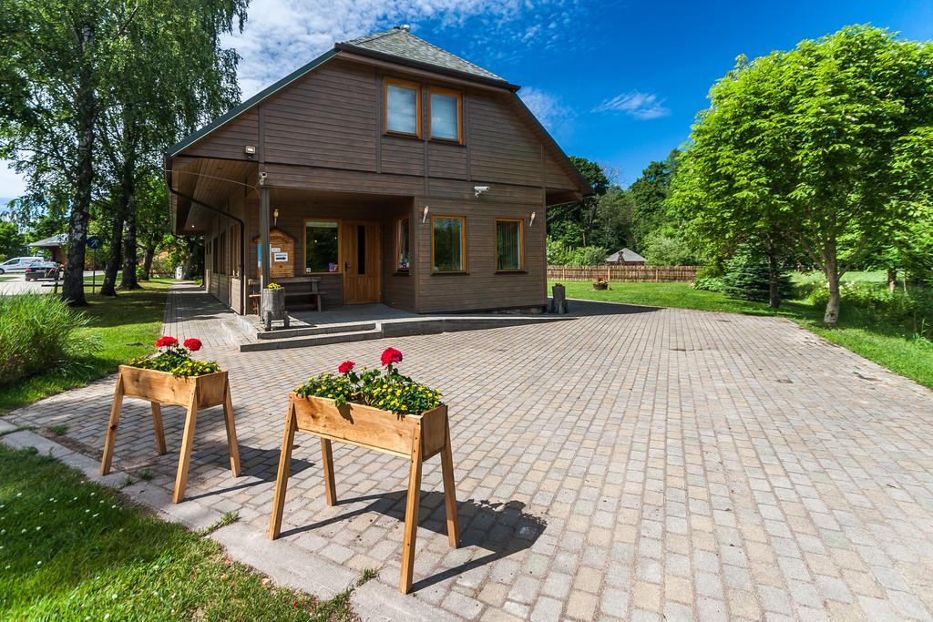 Hotel Laucu Akmens Skulte  Exteriér fotografie